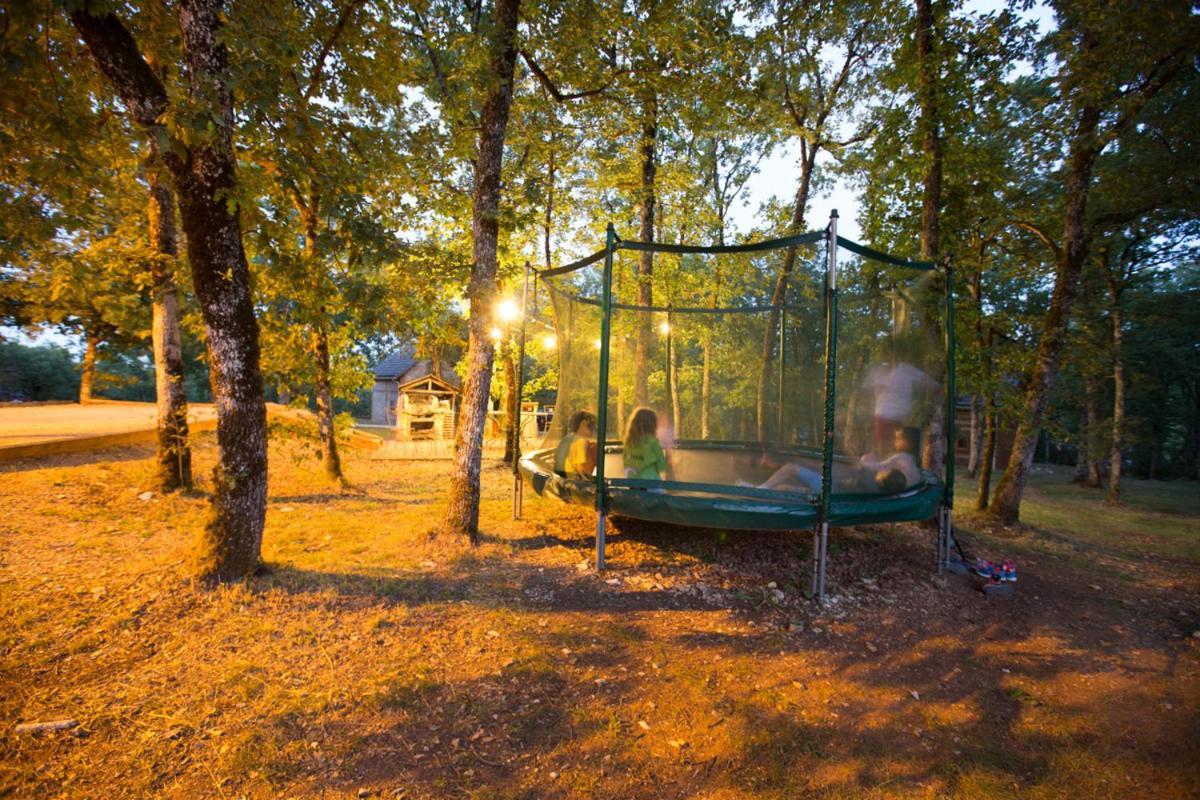 Le Bois De Faral Ξενοδοχείο Le Bastit Εξωτερικό φωτογραφία